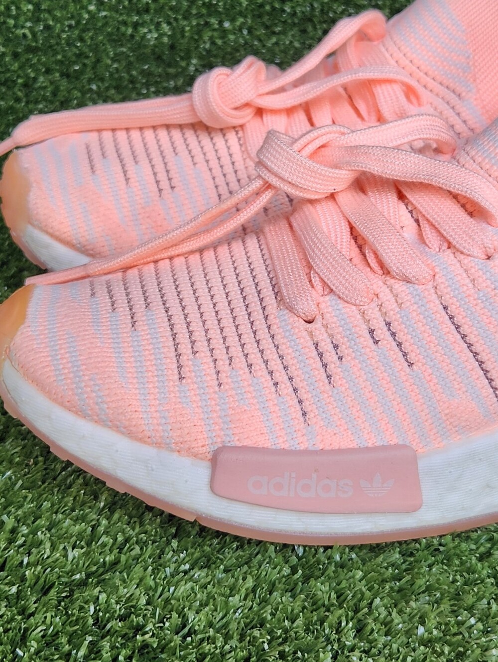 Adidas NMD-R1 Boost Women's Athletic Running/Walking Primeknit Peach Size 6 - Picture 2 of 14